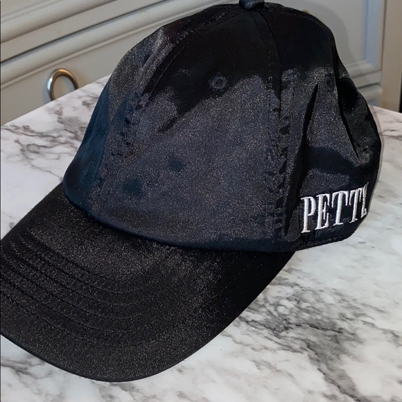 petty cap